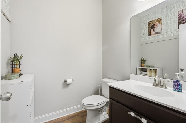 Photo - 2012 Snapper St