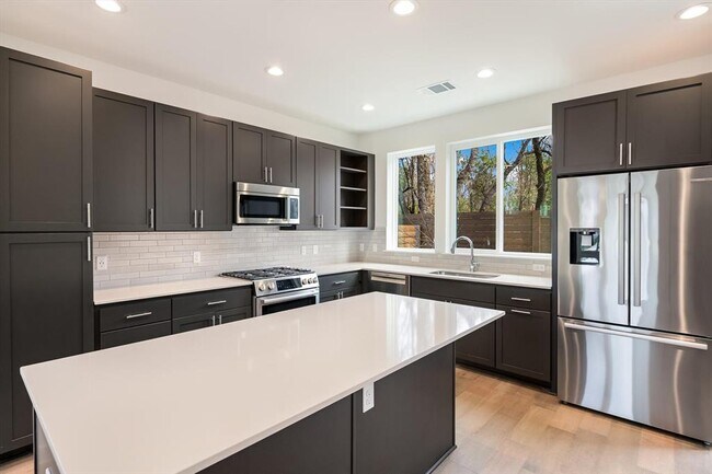 2211 E M. Franklin Ave Unit 22