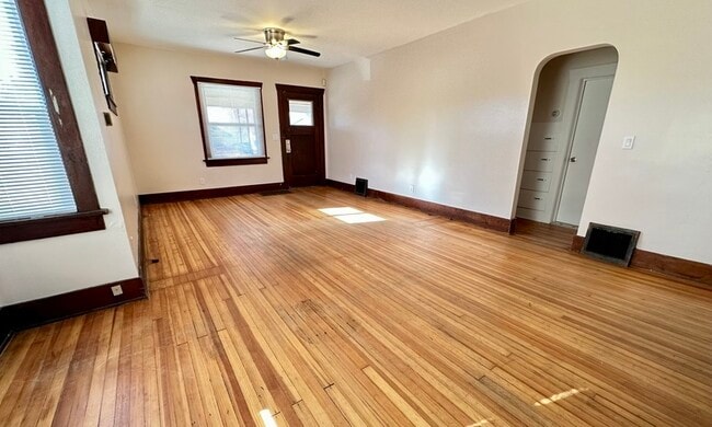 Photo - 2798 S Acoma St