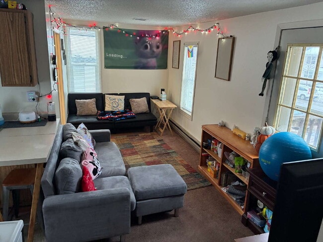 Photo - 3 bedroom 1 bathroom on Water street and near UWEC! Unit 3