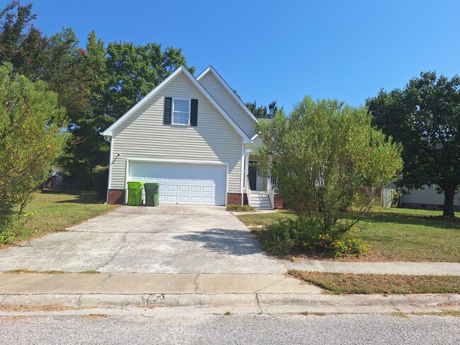 Photo - MOVE IN SPECIAL - $200 OFF THE TWO FULL MO...