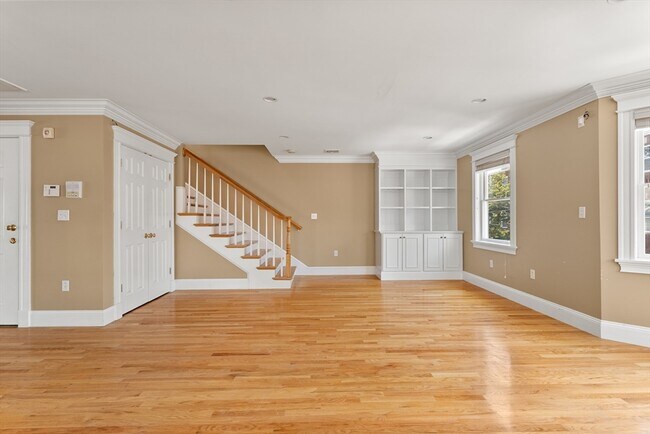 Photo - 212 W 9th St Unit 1