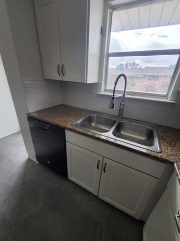 Photo - 5032 Matilda St Unit 218