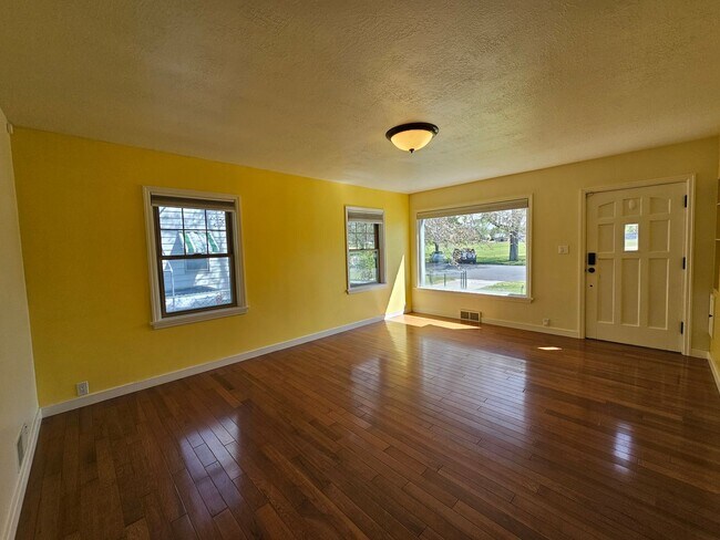 Photo - Monroe Park Unit 1