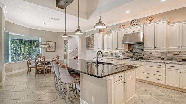 Photo - 318 Ragdoll Run