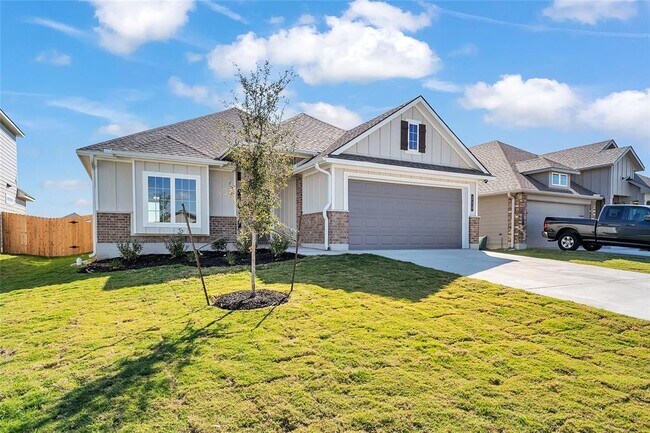 Photo - 250 Boatright Blvd