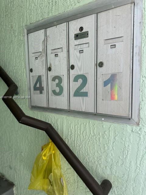 Photo - 220 NW 7th Ave Unit 1