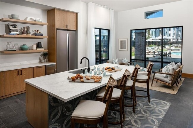 Photo - 3890 Floyd Rd