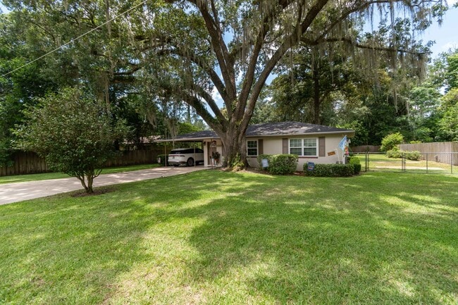 Photo - Beautiful Remodeled Home In Floral Park Neighborhood