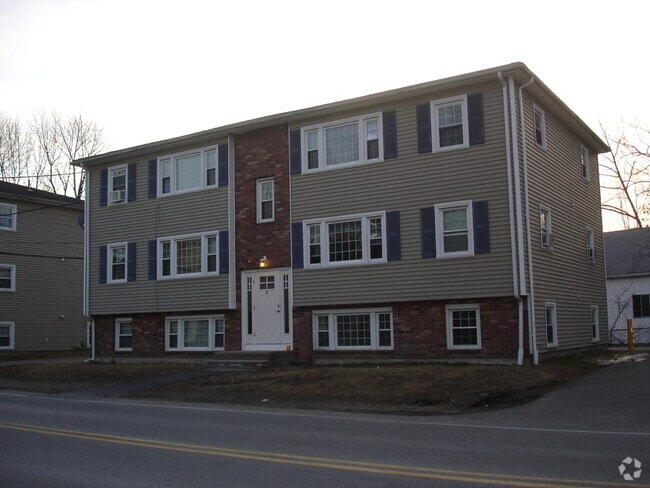Building Photo - 8 Groton-Harvard Rd Unit 4 Rental