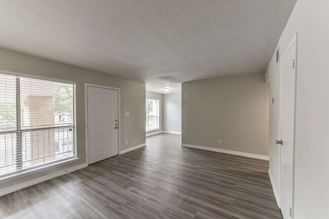 Vail Apartments