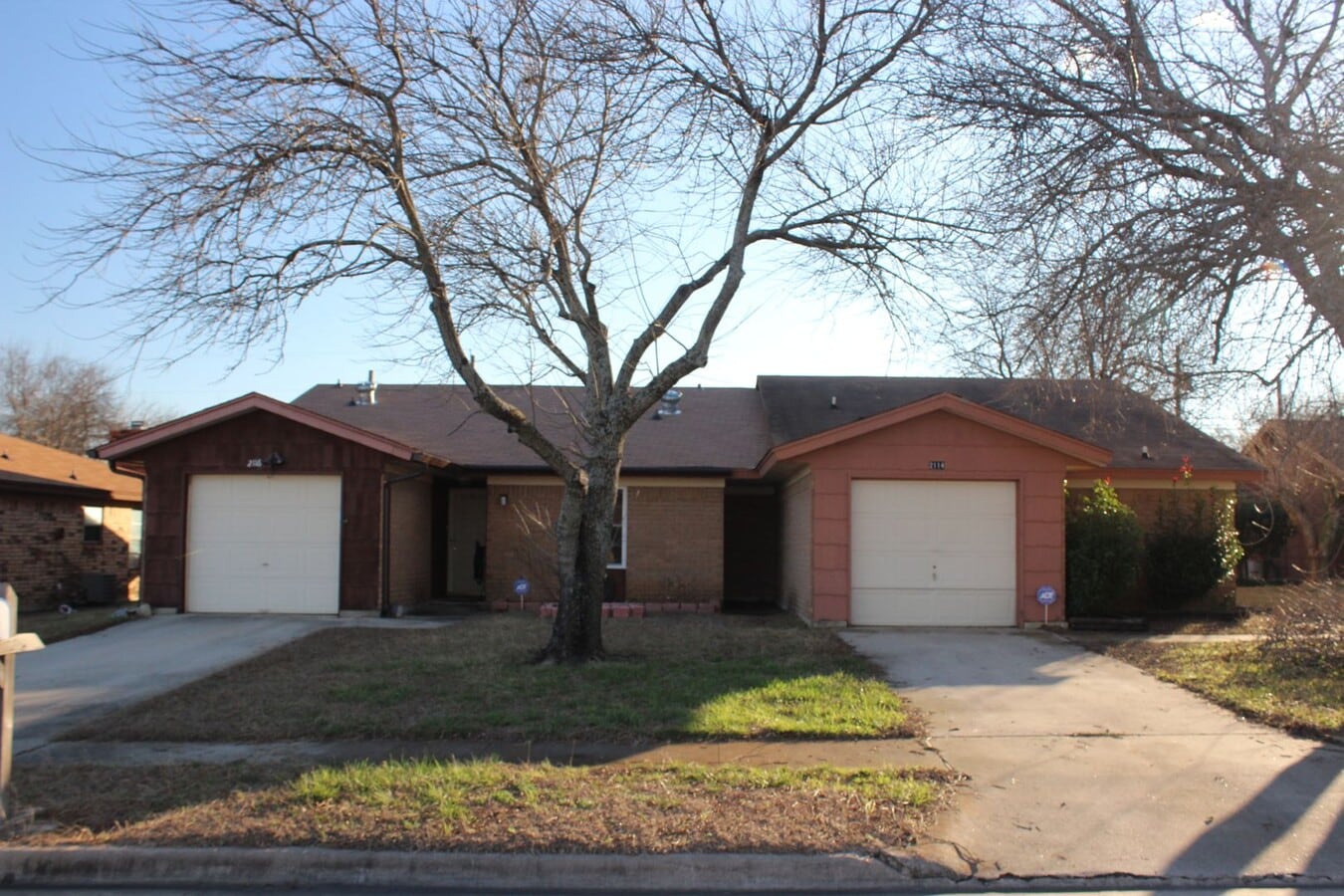 Photo - 2114 Spicewood Dr