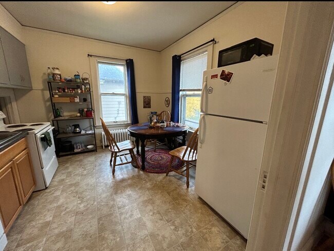 Photo - 109 E Gorham St Unit 3