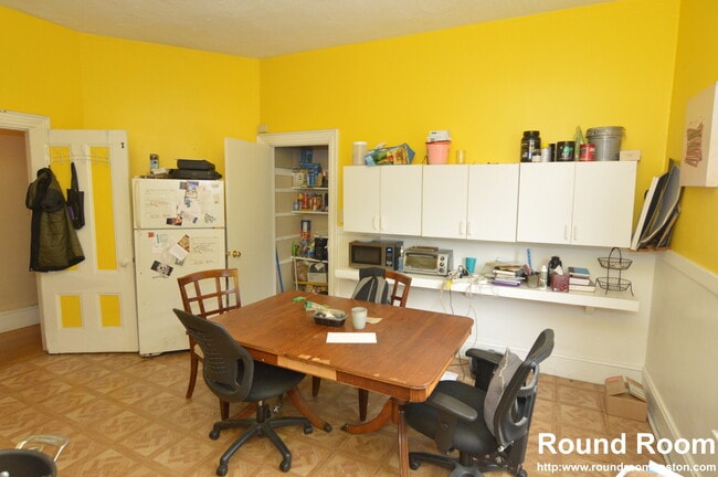 Photo - 32 Linden St Unit 1