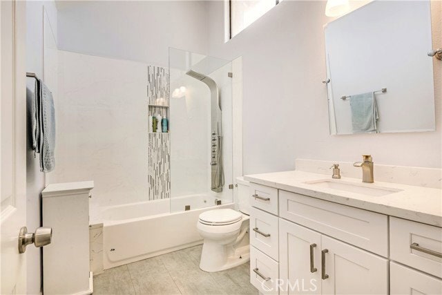 Photo - 16 Monterey Ct