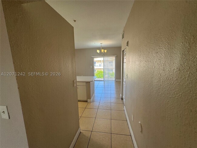 Photo - 6940 NW 179th St Unit 404-7