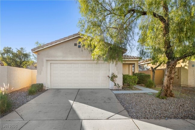 Building Photo - 413 Magnolia Arbor St