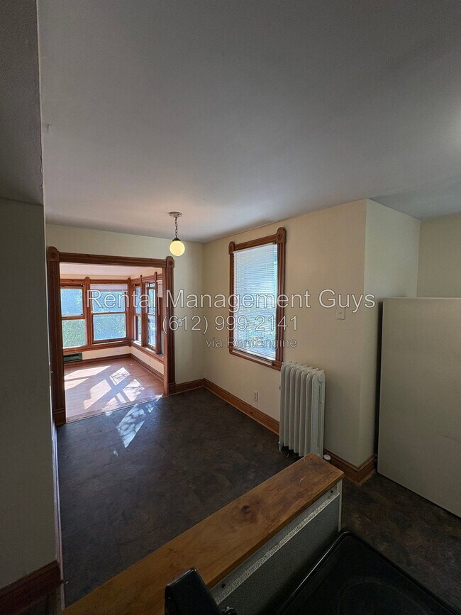 Photo - 2647 Girard Ave S Unit 2