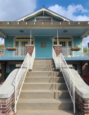 1318 Monroe St