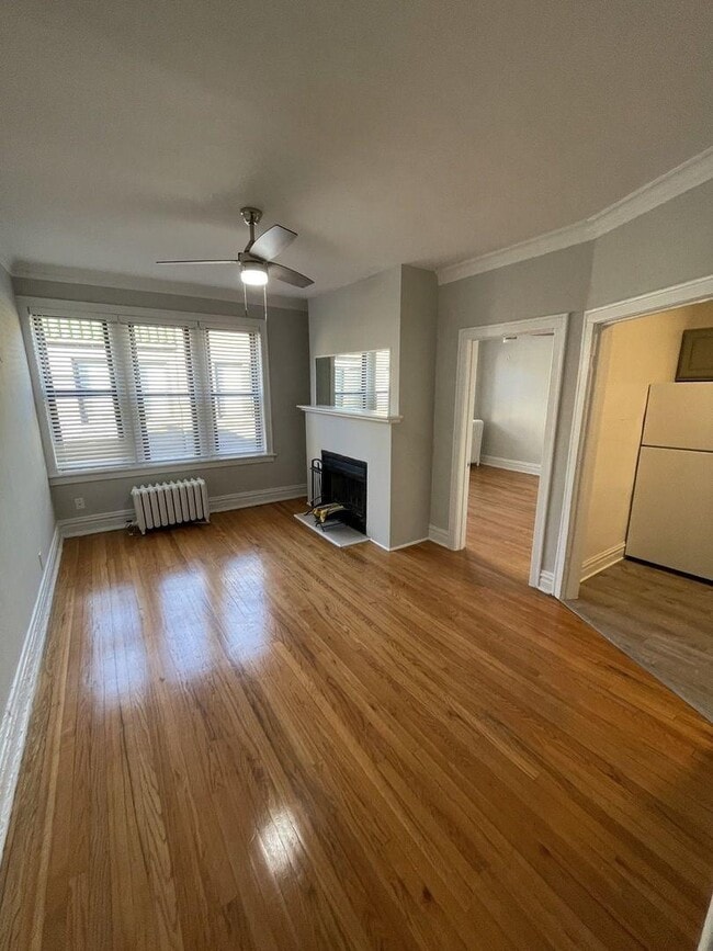 Building Photo - 1 bedroom in Chicago IL 60657 Unit L3 Rental