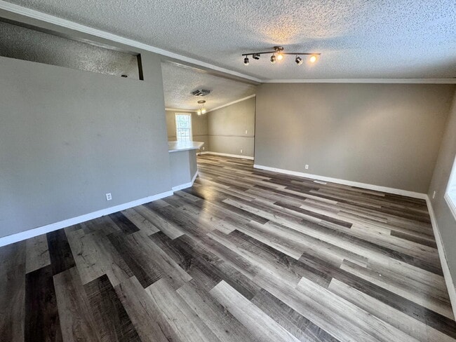 Photo - 1771 Eaton St
