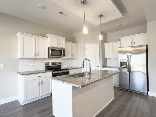 Photo - 290 Elwell Rd