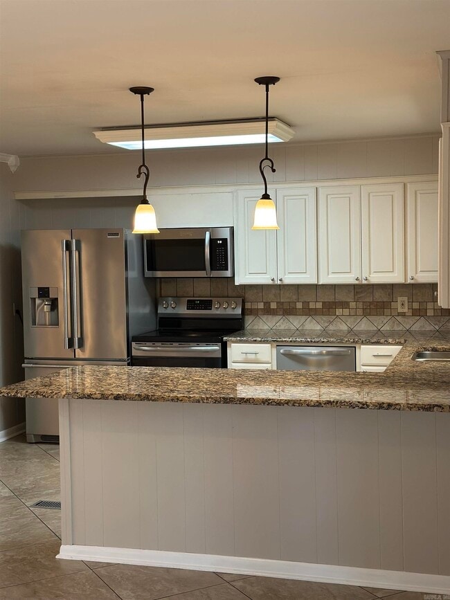 Photo - 5205 Stratford Rd