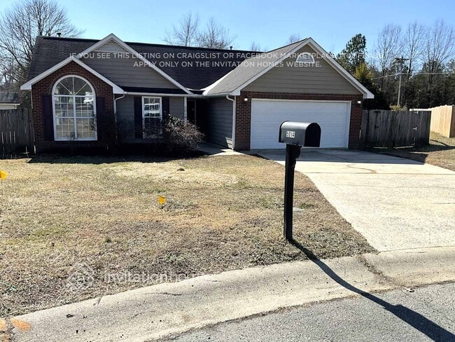 Building Photo - 5014 Alexis Dr