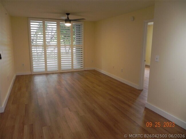 577 SW 111th Ln Unit 204