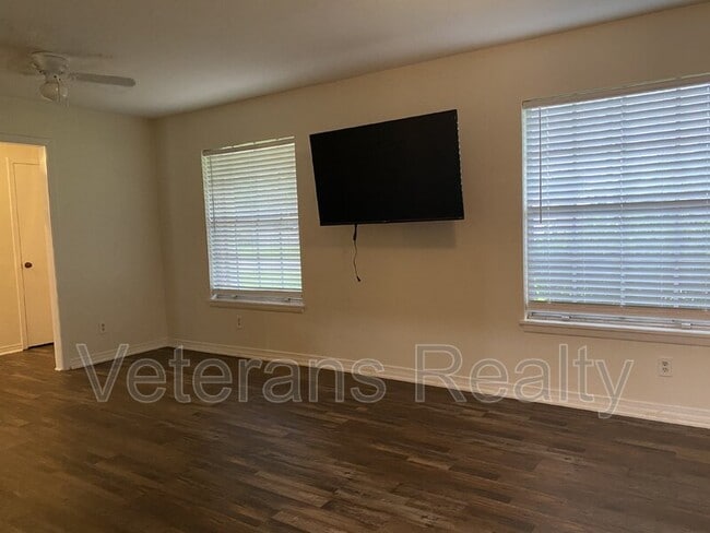 Photo - 2411 Sunkist Country Club Rd