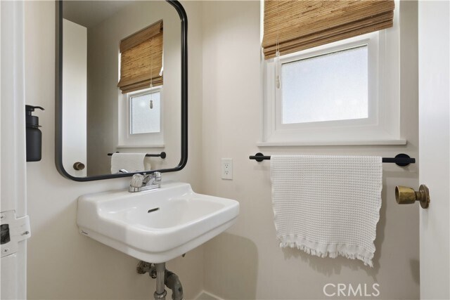 Photo - 1260 Somerset Ln