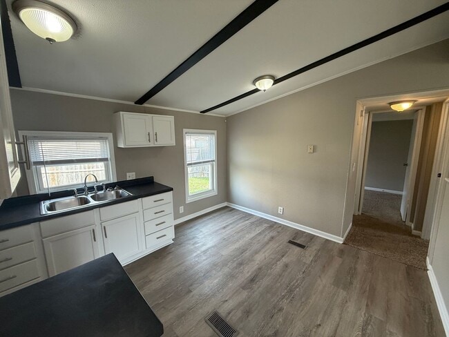 Photo - 5613 Arapaho Trail