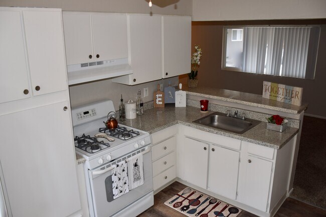 Photo - Sunset Gardens Apartments