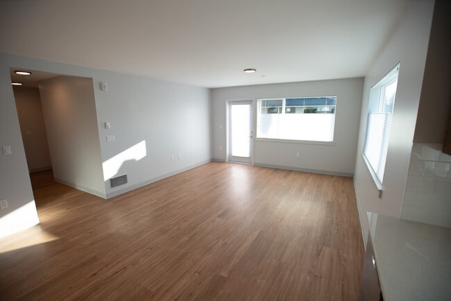 Photo - 303 Edmonds St Unidad 101