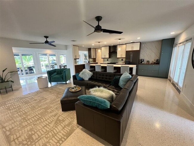 Photo - 481 Magellan Dr