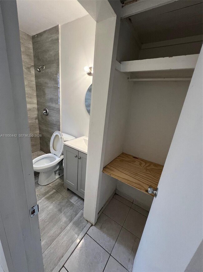 Photo - 1844 Taft St Unidad 2