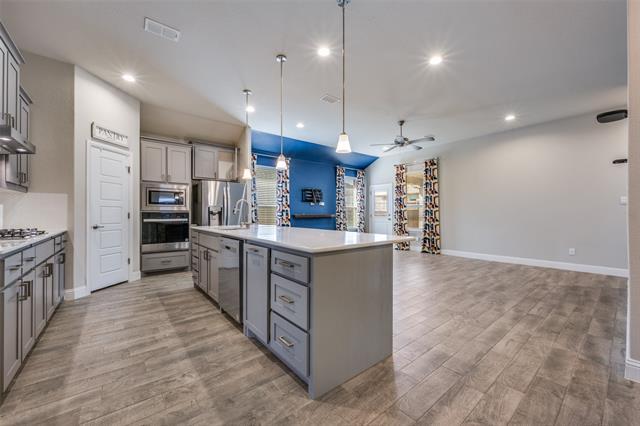 Photo - 2216 Toucan Dr