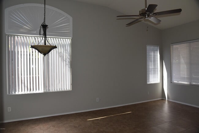 Photo - 1365 W Musket Way