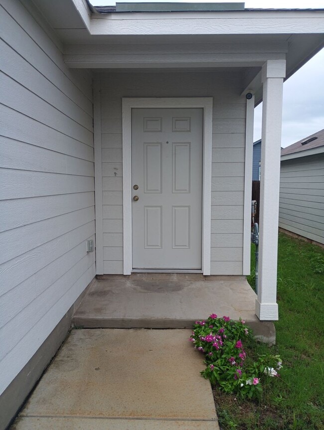 Photo - SUMMER SPECIAL! 4BR Home in Silos Community – Only $1,495/month