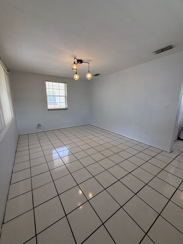 Photo - 409 S Orleans Ave