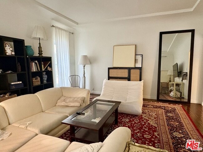 Photo - 429 N Sierra Bonita Ave