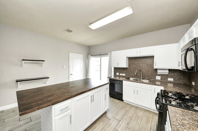 Photo - 7515 Morgan Ranch Tr