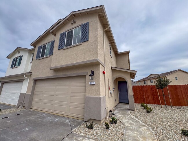 Building Photo - NEW REDDING HOME - Comfortable Living in a Newly Built House