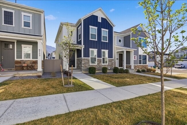 Photo - 9747 Ashgrove Ln