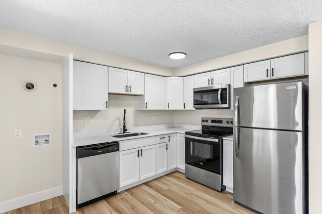 Photo - 7710 Stockholm Dr