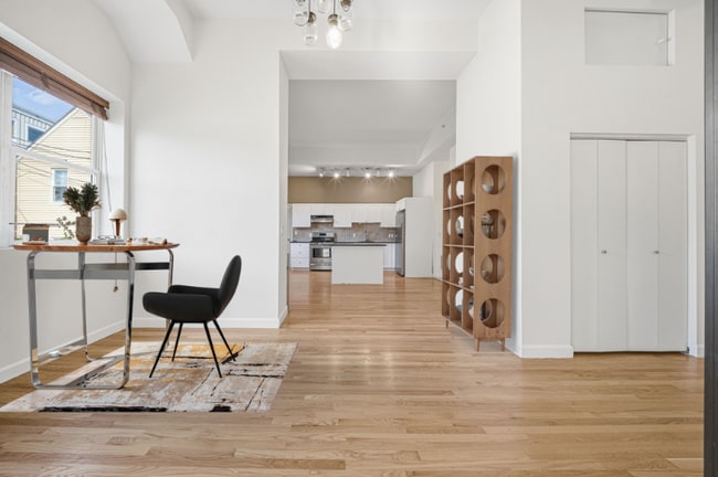 Photo - 156 Chelsea St Unit 103