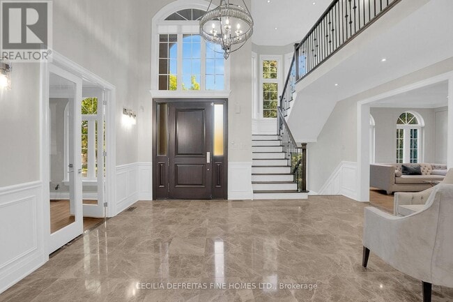 Photo - 74 Mactaggart Dr