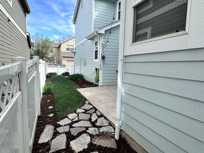 Photo - 3 Bedroom 2 1/2 Bath Home in Harvest Park