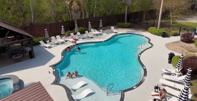 mitad1 - The Villas at Riverbend