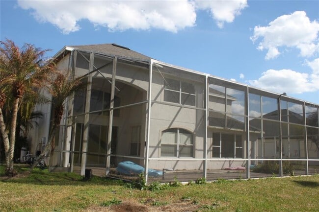 Photo - 1615 The Oaks Blvd